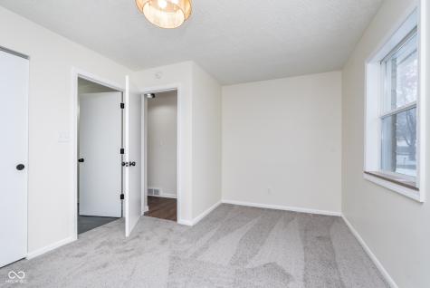 5335 Ashbourne Lane Indianapolis IN 46226