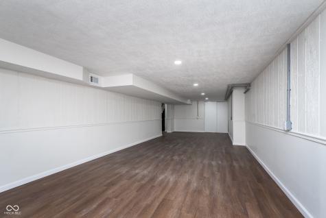 5335 Ashbourne Lane Indianapolis IN 46226
