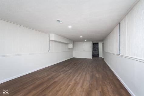 5335 Ashbourne Lane Indianapolis IN 46226