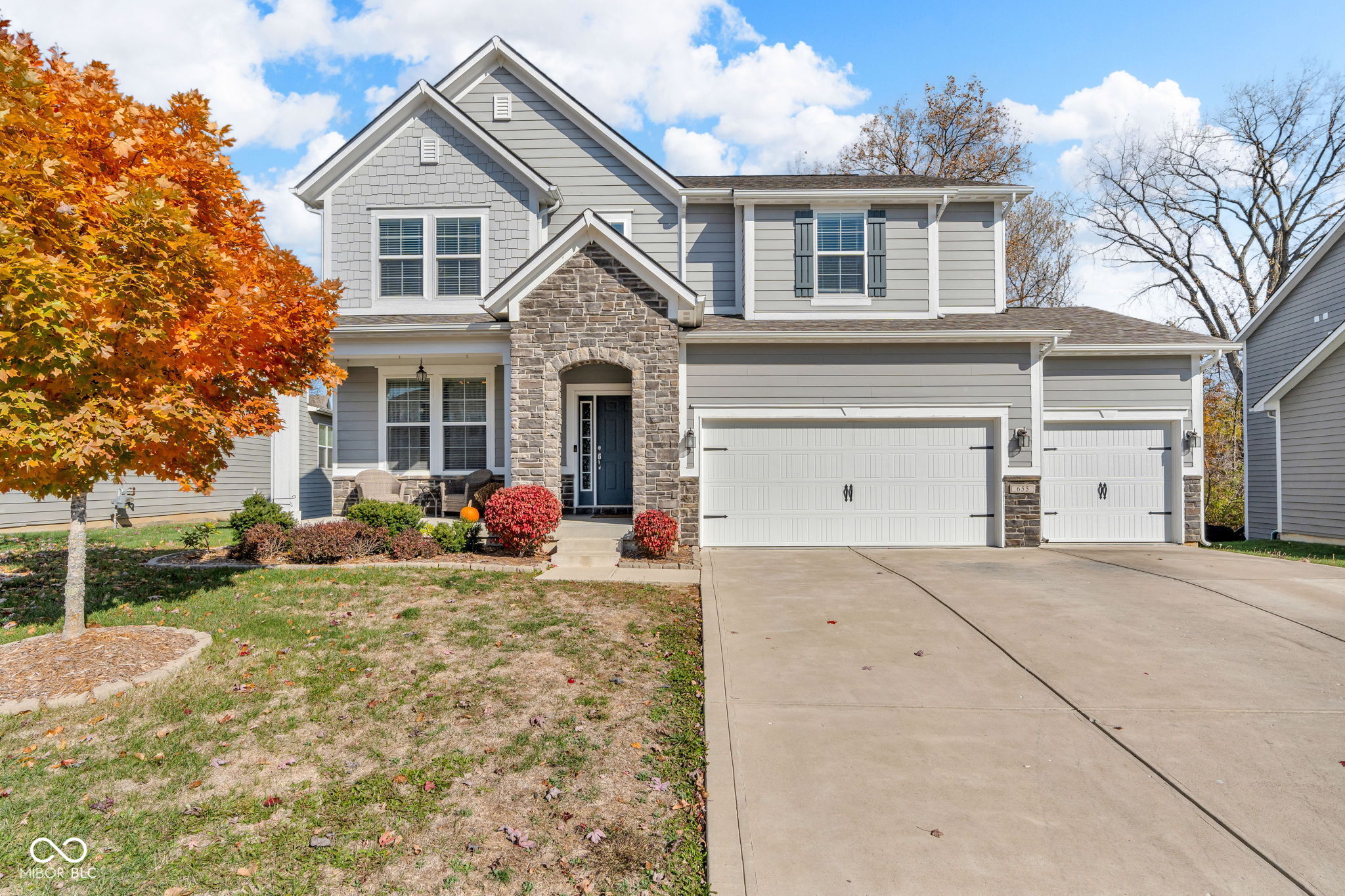 655 Bracknell Drive Avon IN 46123