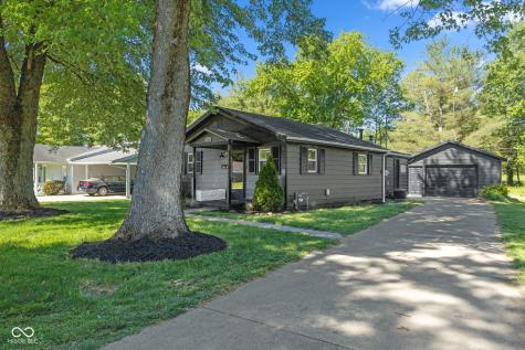 4986 Adkins Street Columbus IN 47201