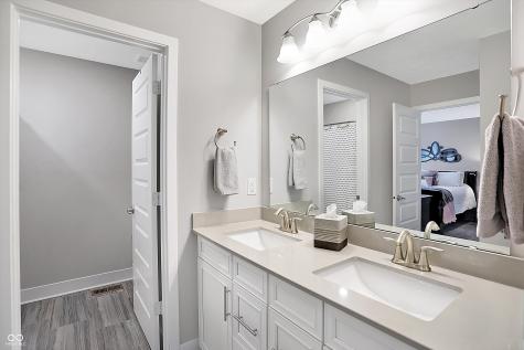 1574 Mairn Avenue Carmel IN 46032