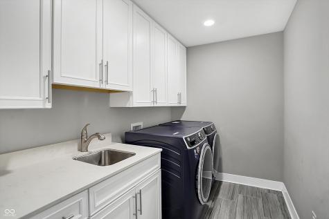 1574 Mairn Avenue Carmel IN 46032