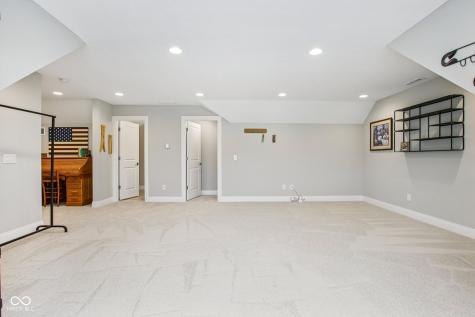 2895 Twain Drive Carmel IN 46033