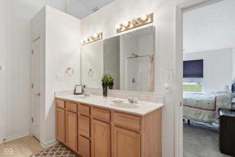 10781 Oriole Court Indianapolis IN 46231