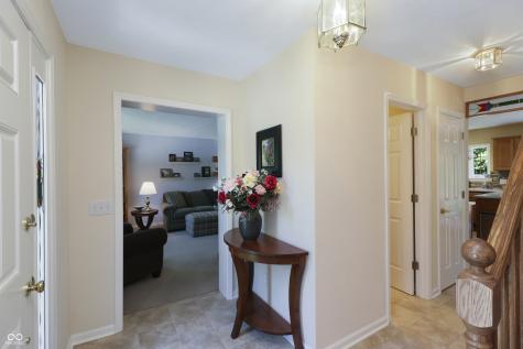 5222 Mchenry Lane Indianapolis IN 46228