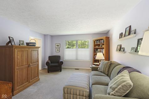 5222 Mchenry Lane Indianapolis IN 46228