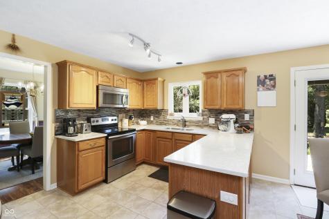 5222 Mchenry Lane Indianapolis IN 46228