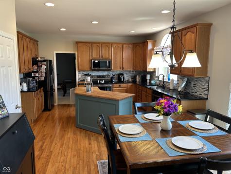 2265 Mossy Creek Avon IN 46123