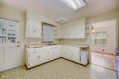 1117 W Ashland Avenue Muncie IN 47303