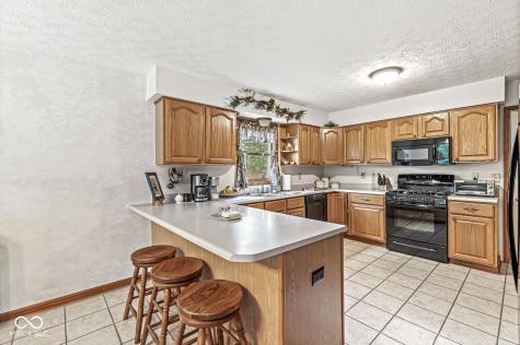 267 Poplar Grove Drive Avon IN 46123