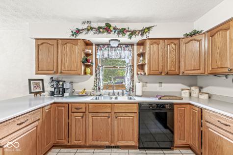 267 Poplar Grove Drive Avon IN 46123