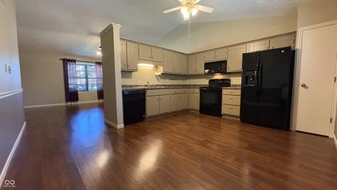 7556 Gunyon Court Indianapolis IN 46237