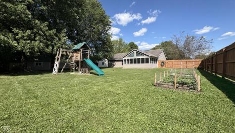 7556 Gunyon Court Indianapolis IN 46237