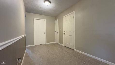 7556 Gunyon Court Indianapolis IN 46237