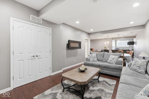 12971 Pinner Avenue Fishers IN 46037