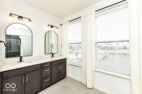 1039 Valentine Lane Carmel IN 46032