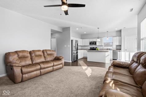 8287 Falkirk Drive Avon IN 46123