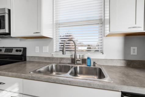 8287 Falkirk Drive Avon IN 46123