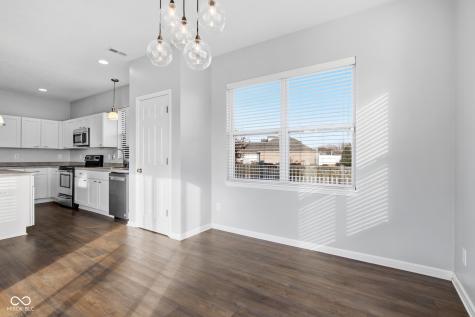 8287 Falkirk Drive Avon IN 46123