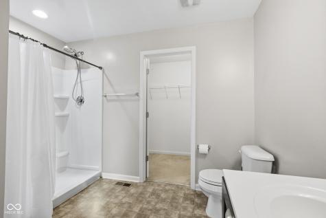 8287 Falkirk Drive Avon IN 46123