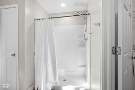 8287 Falkirk Drive Avon IN 46123