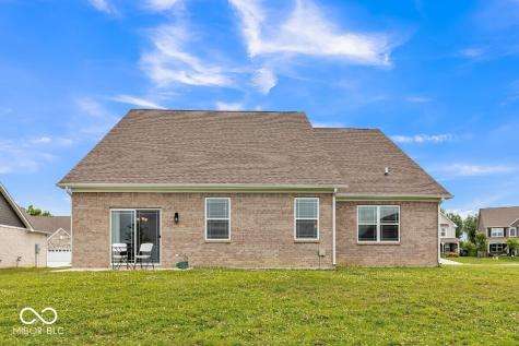 1758 Pelham Drive Greenwood IN 46143