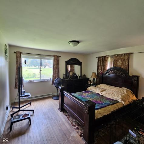 302 East Drive Connersville IN 47331