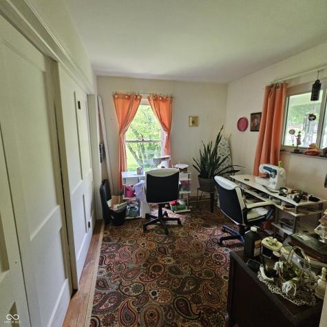 302 East Drive Connersville IN 47331