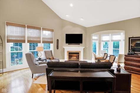8040 Lynch Lane Indianapolis IN 46250