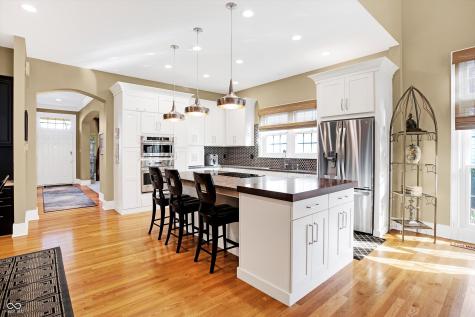 8040 Lynch Lane Indianapolis IN 46250