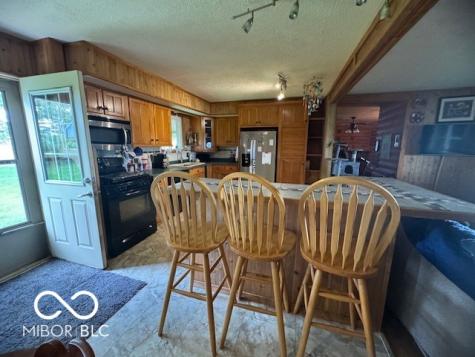 6077 S 200 E Waldron IN 46182
