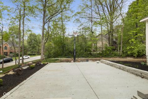 1126 Timber Climb Drive Avon IN 46123