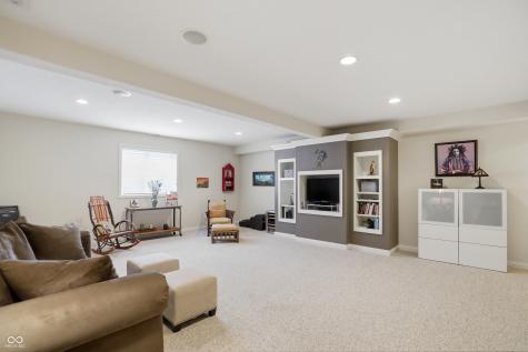 9660 Sunwood Way Carmel IN 46032