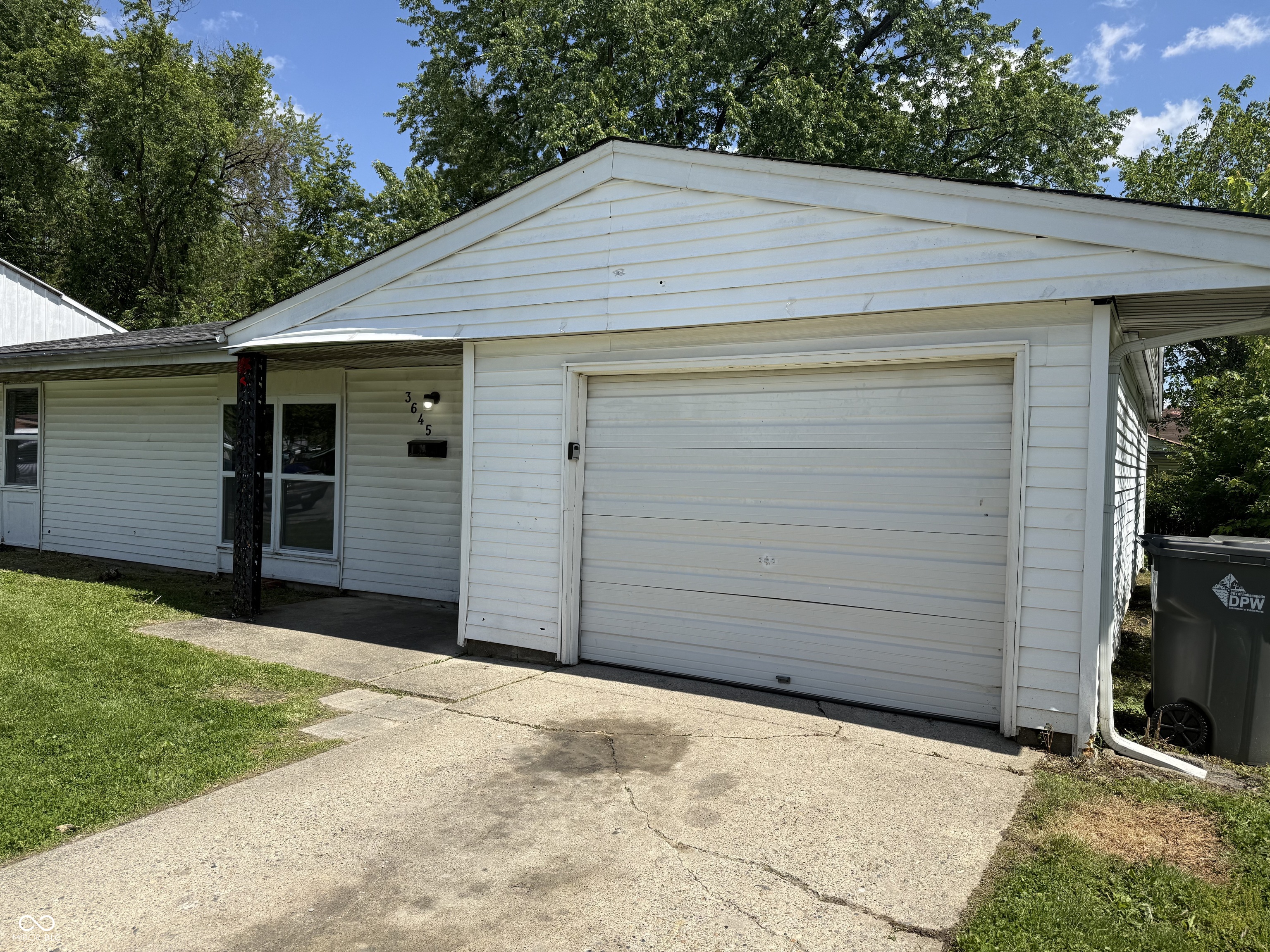3645 Ireland Drive Indianapolis IN 46235