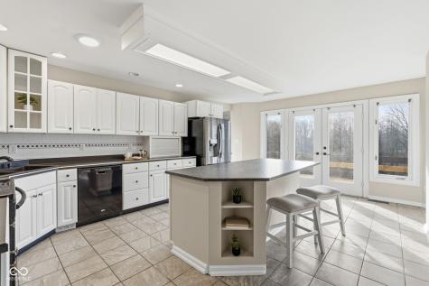 9471 N 675 W Fairland IN 46126