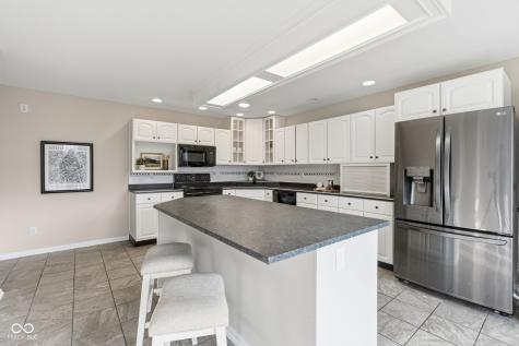 9471 N 675 W Fairland IN 46126