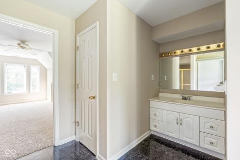 9471 N 675 W Fairland IN 46126