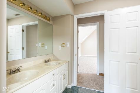 9471 N 675 W Fairland IN 46126