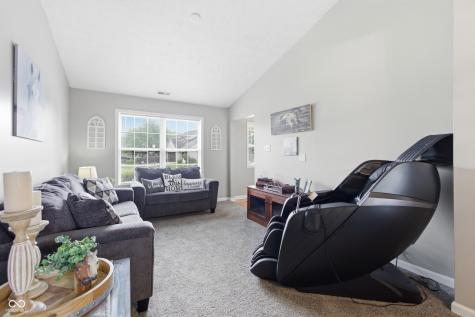 190 Springwood Drive Avon IN 46123