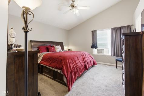190 Springwood Drive Avon IN 46123