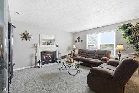 190 Springwood Drive Avon IN 46123