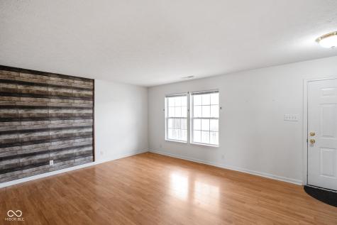 8641 Baypointe Drive Avon IN 46123