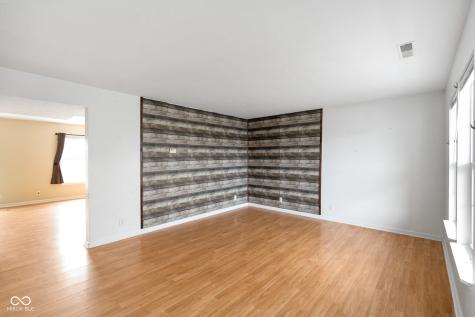 8641 Baypointe Drive Avon IN 46123