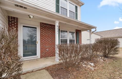 8641 Baypointe Drive Avon IN 46123