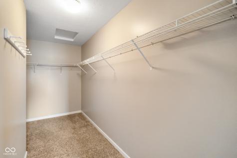 8641 Baypointe Drive Avon IN 46123