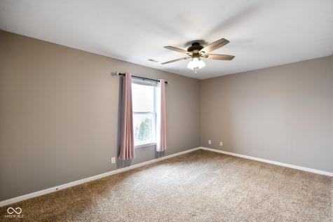 8641 Baypointe Drive Avon IN 46123