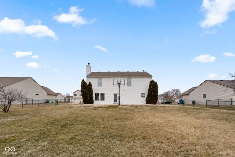 8641 Baypointe Drive Avon IN 46123