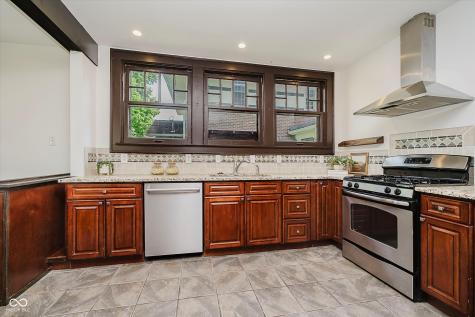 3246 N New Jersey Street Indianapolis IN 46205