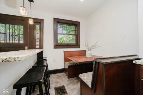 3246 N New Jersey Street Indianapolis IN 46205